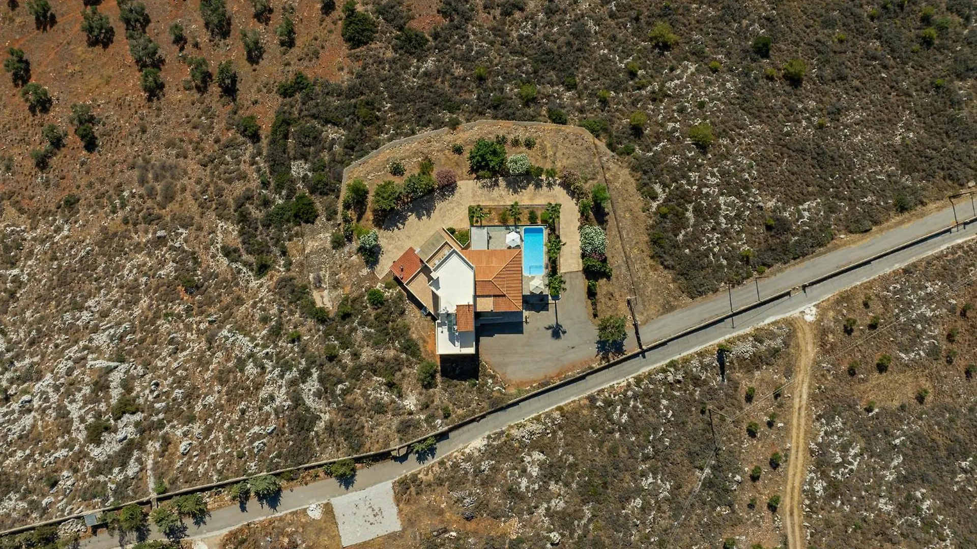Karmilos Hill Villa Chania