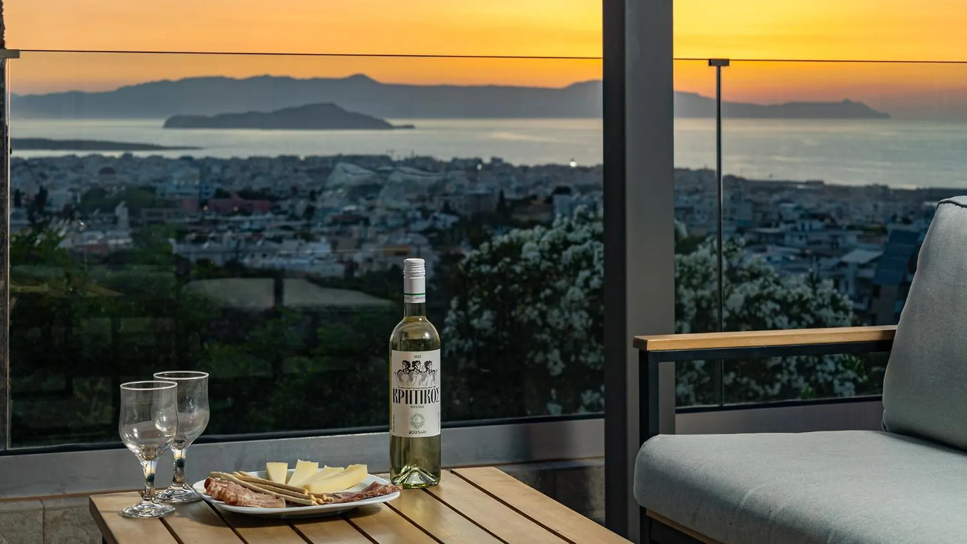 Karmilos Hill Villa Chania